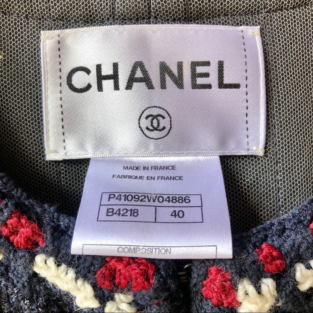 CHANEL dark blue mesh cutout coat - Picture 4 of 9